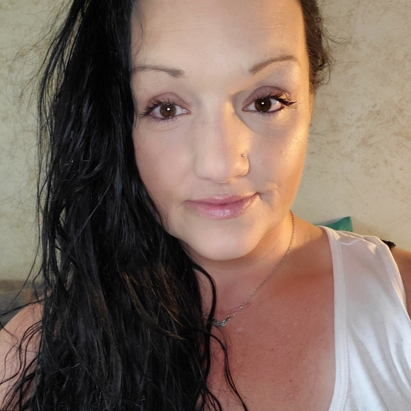 Meet your Posher, Jessica - Picture 14 of 16